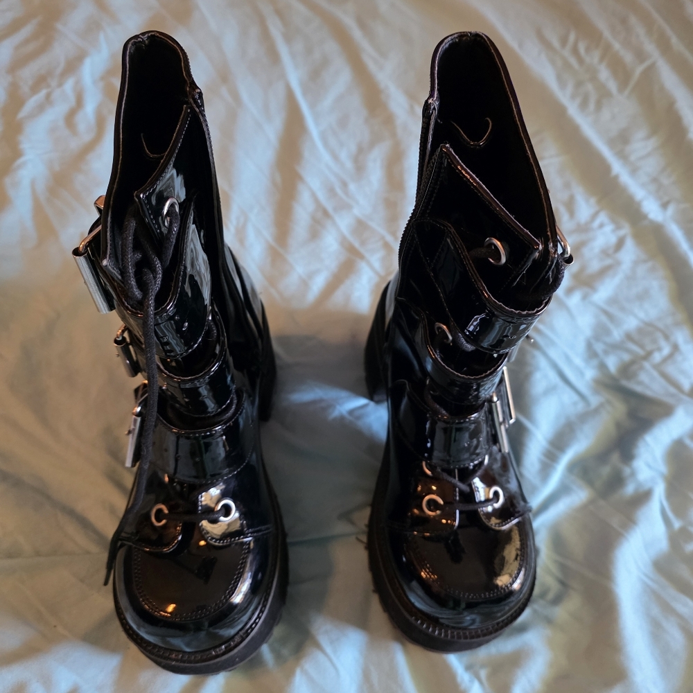 Demonia Black Platform Buckle Boots Womens 9 US - Picture 16 of 16